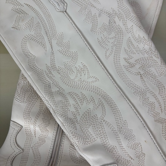 White Western Boots - Picture 4 of 5